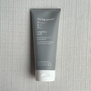 Living proof Perfect hair Day Weightless Mask